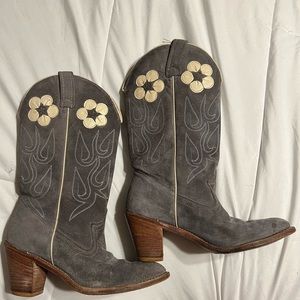 Cowboy womens vintage boots 🌸